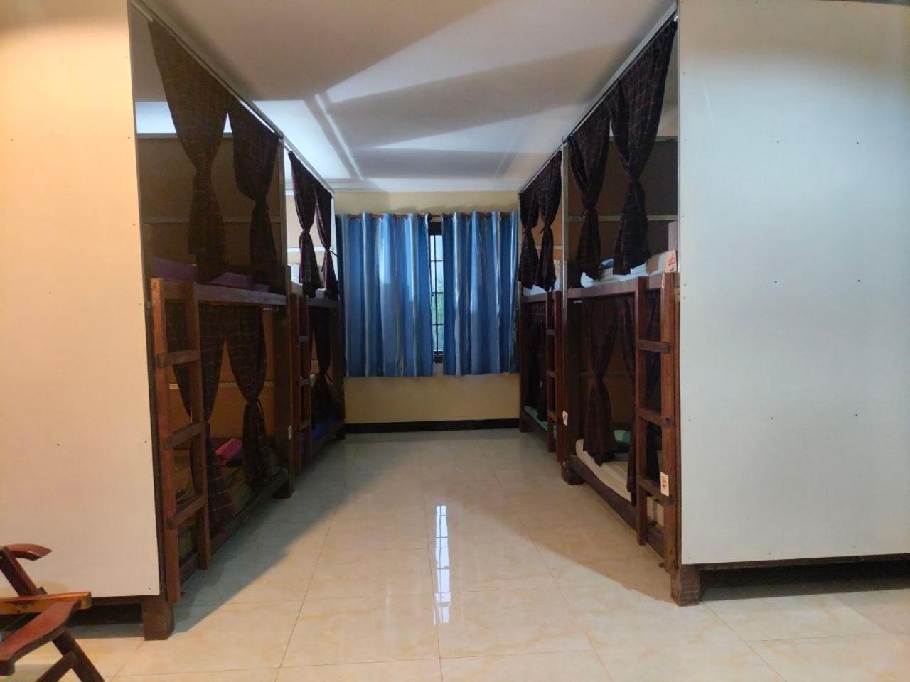 Blue Diamond Hostel Battambang Luaran gambar