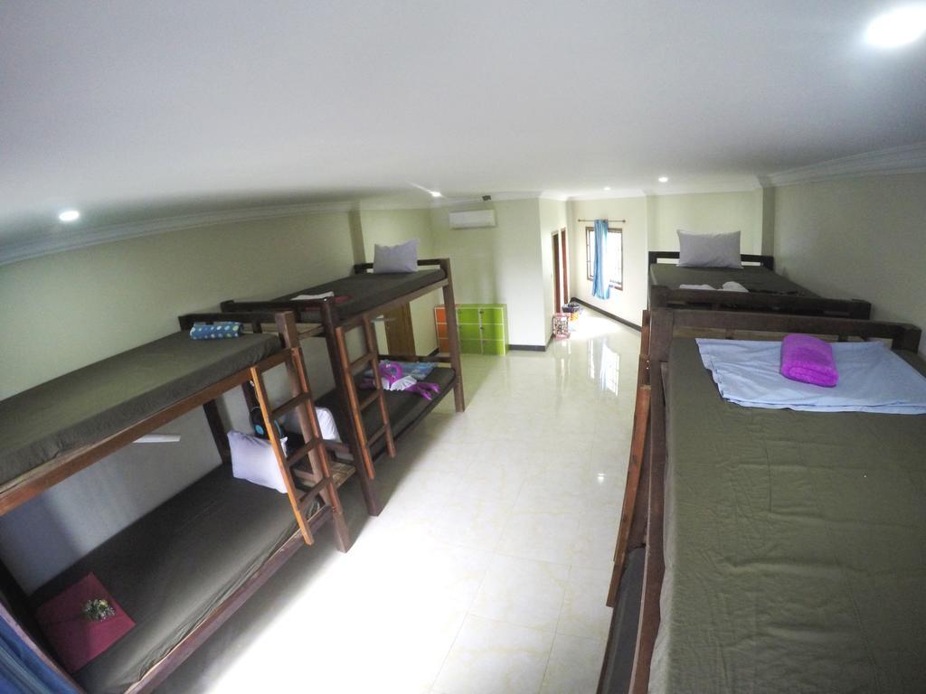 Blue Diamond Hostel Battambang Luaran gambar