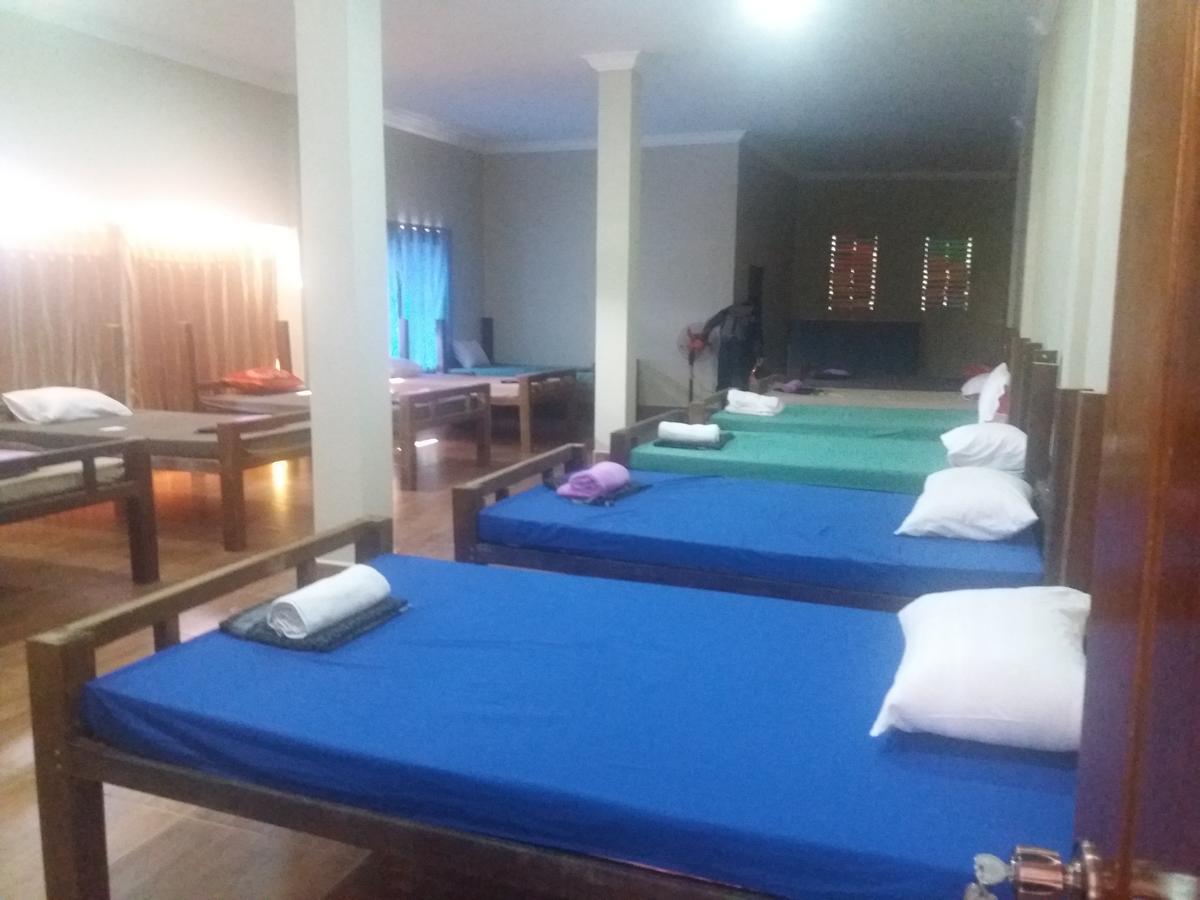 Blue Diamond Hostel Battambang Luaran gambar