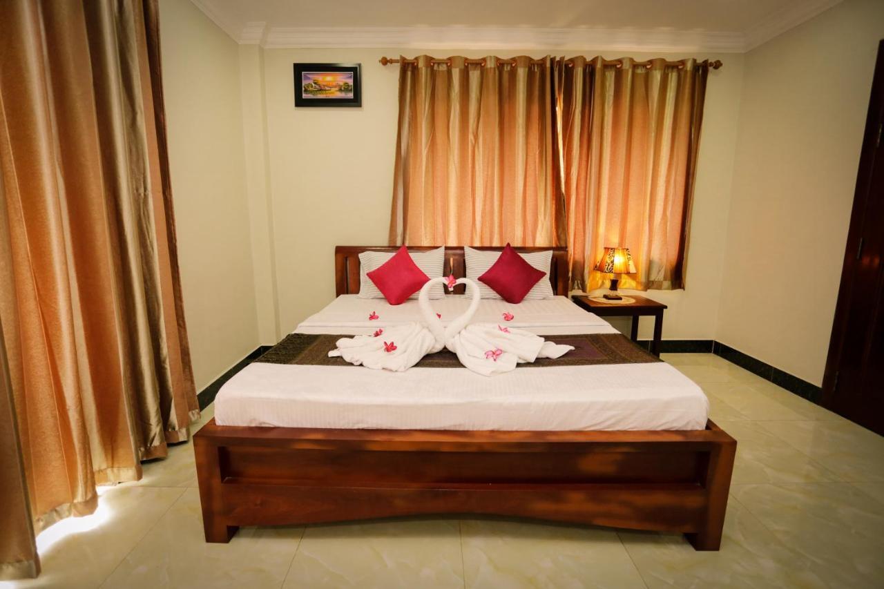Blue Diamond Hostel Battambang Luaran gambar