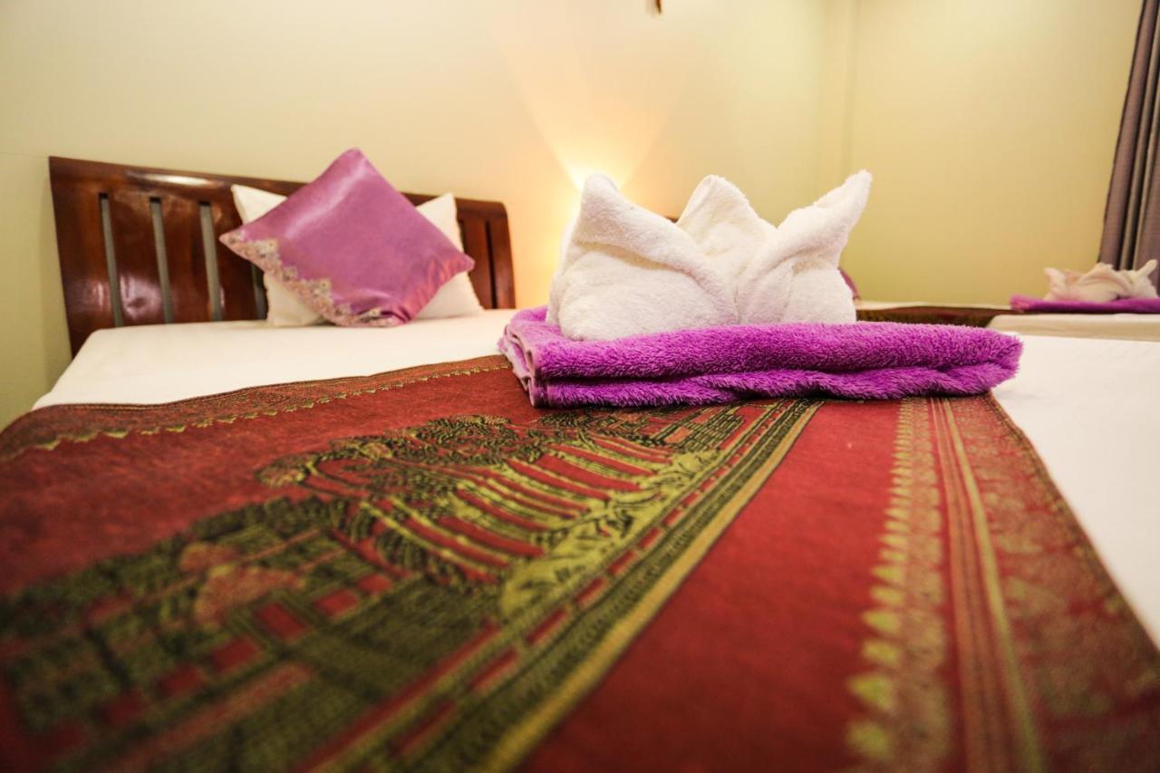Blue Diamond Hostel Battambang Luaran gambar
