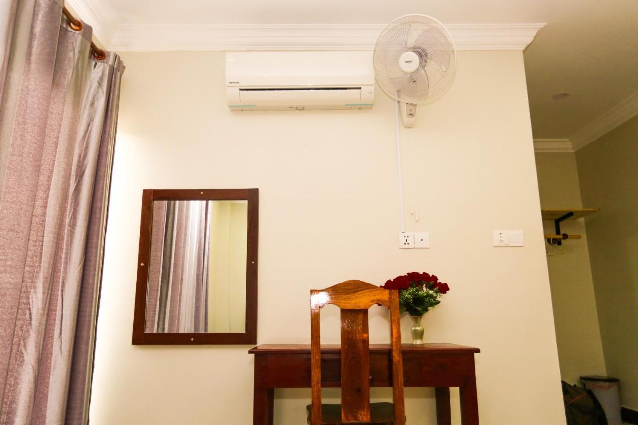 Blue Diamond Hostel Battambang Luaran gambar