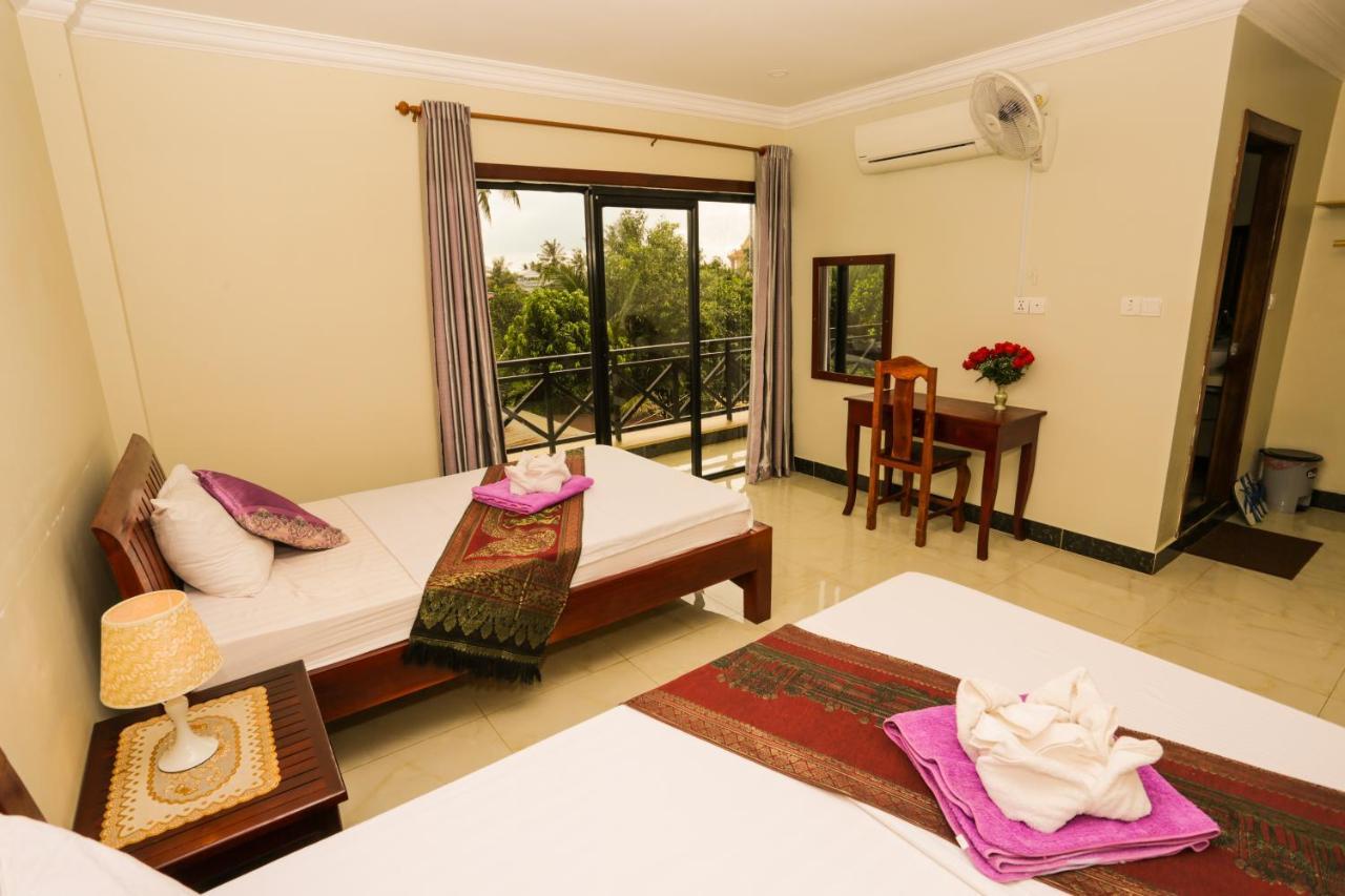 Blue Diamond Hostel Battambang Luaran gambar