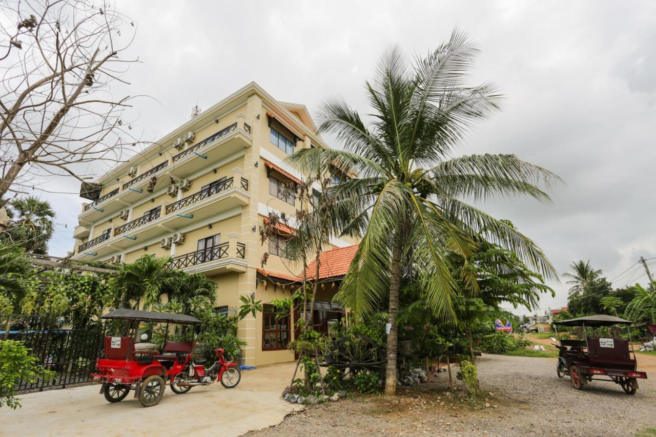 Blue Diamond Hostel Battambang Luaran gambar