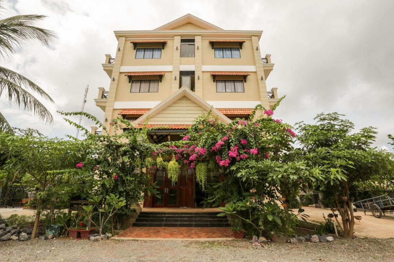 Blue Diamond Hostel Battambang Luaran gambar