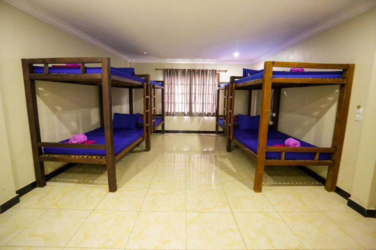 Blue Diamond Hostel Battambang Luaran gambar